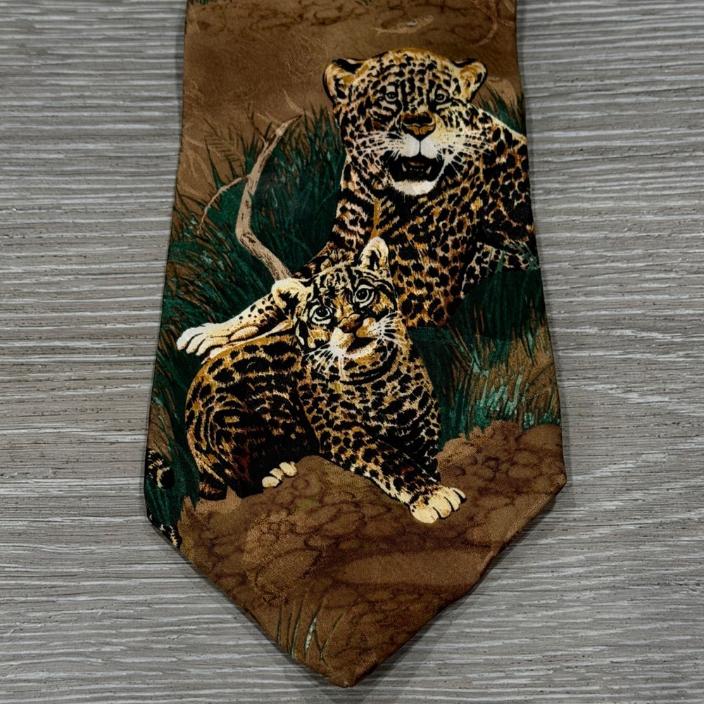 Vintage Endangered Species Silk Tie Edge of the Savannah Africa Leopard Cub USA